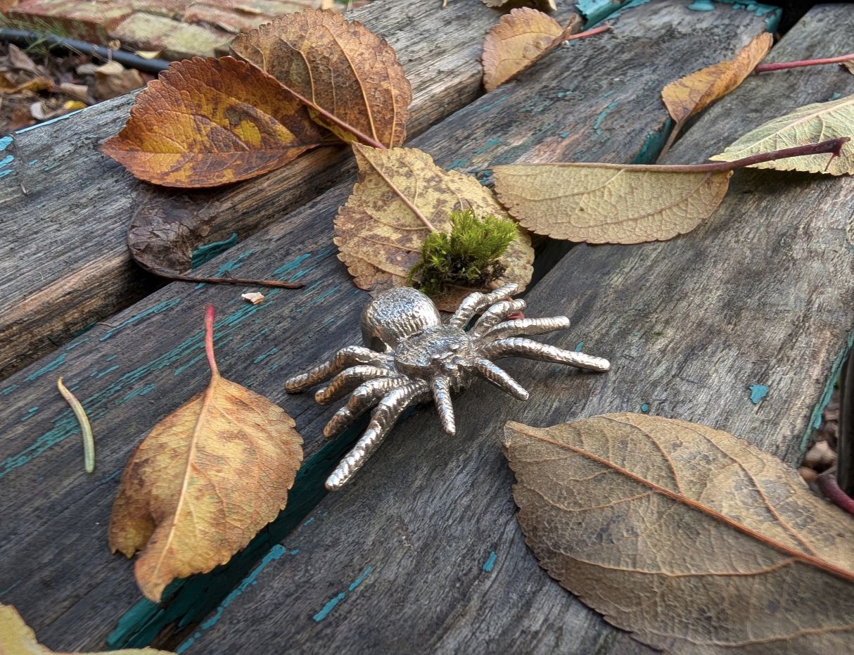 Cast metal spider sculpture - bronze arachnid art by BorboroForge